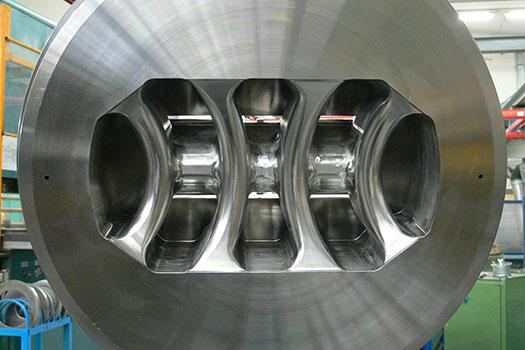 Face of a multi-port aluminium extrusion die